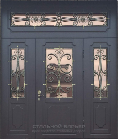 Парадная дверь №136